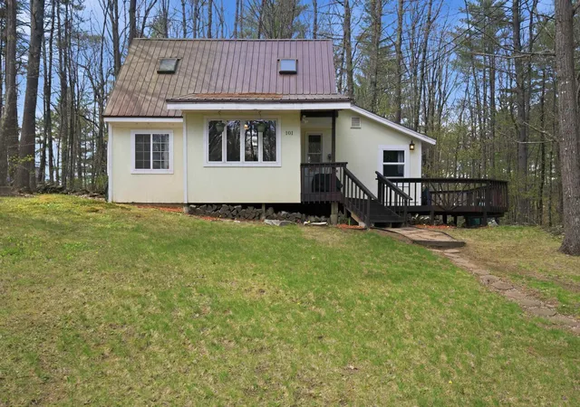 Photo 1 of Single family home for sale at 101 Canterbury Shore Dr, Canterbury, NH 03224 | MLS# 5087939 | Listing updated on 2026-07-07
