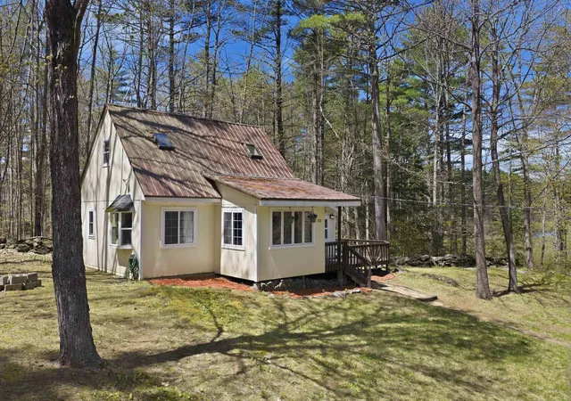 Photo 3 of Single family home for sale at 101 Canterbury Shore Dr, Canterbury, NH 03224 | MLS# 5087939 | Listing updated on 2026-07-07
