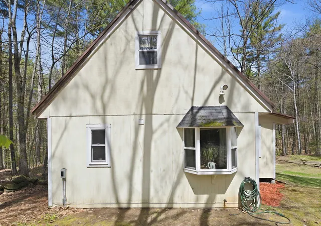 Photo 4 of Single family home for sale at 101 Canterbury Shore Dr, Canterbury, NH 03224 | MLS# 5087939 | Listing updated on 2026-07-07