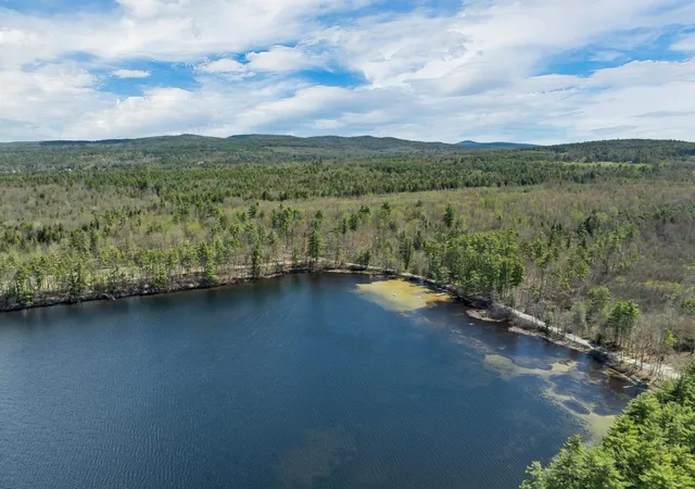 Homes for sale in Wolfeboro, NH | 35 Robin Acres Dr, Wolfeboro, NH 03894 | MLS# 5088015