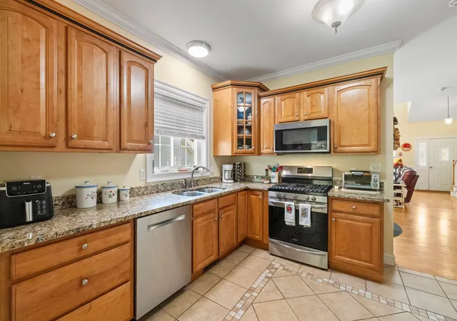 4th image of 10 Natures View Dr, Laconia, NH 03246 | MLS# 5088026