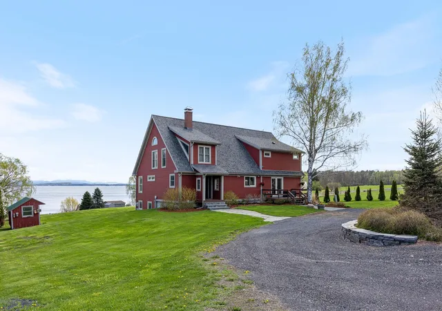 2nd image of 14 Turtle Bay Ln, South Hero, VT 05486 | MLS# 5088034