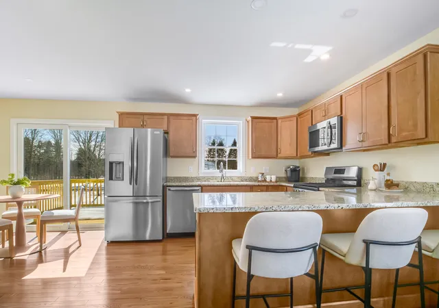 Photo 4 of Condo for sale at 15B Violette Dr #11, Hampton, NH 03842 | MLS# 5088062 | Listing updated on 2026-05-12