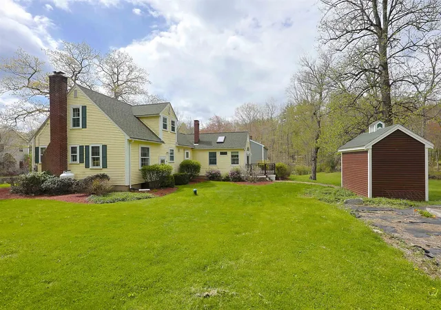 Homes for sale in Exeter, NH | 95 Kingston Rd, Exeter, NH 03833 | MLS# 5088235