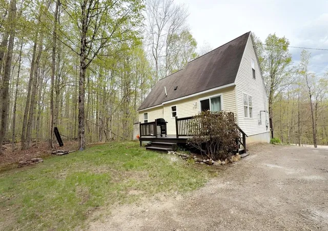 Homes for sale in Stoddard, NH | 648 Tigola Trl, Stoddard, NH 03464 | MLS# 5088245