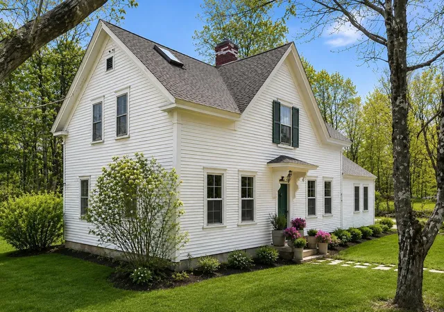 Photo 1 of Single family home for sale at 659 North Sandwich Rd, Center Sandwich, NH 03227 | MLS# 5088252 | Listing updated on 2026-07-07