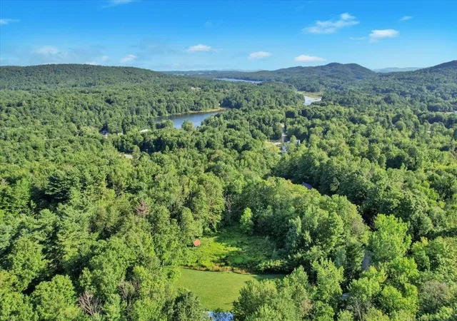 2nd image of 26 Fern Rd, Hinesburg, VT 05461 | MLS# 5088257