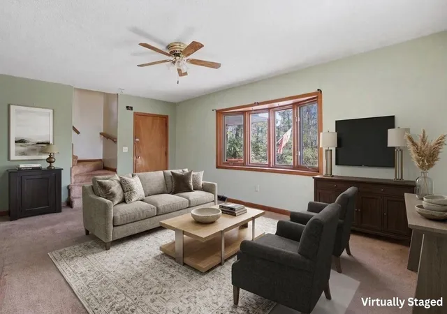 3rd image of 63 Kienia Rd #B, Hudson, NH 03051 | MLS# 5088266