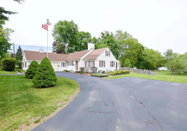 5th image of 1391 Old North Main St, Laconia, NH 03246 | MLS# 5088267