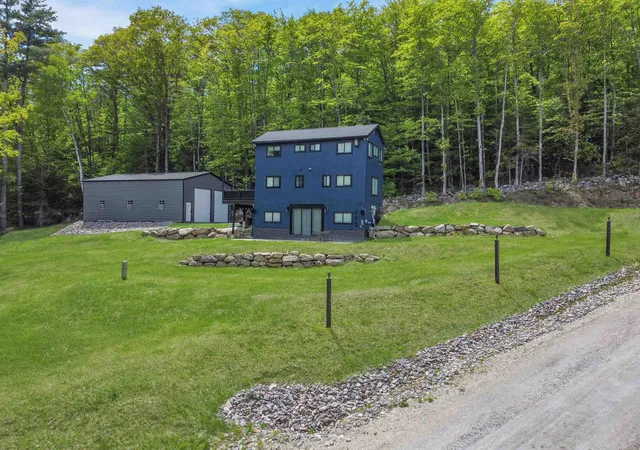 Photo 3 of Single family home for sale at 253 Upper Mad River Rd, Thornton, NH 03285 | MLS# 5088295 | Listing updated on 2026-09-11