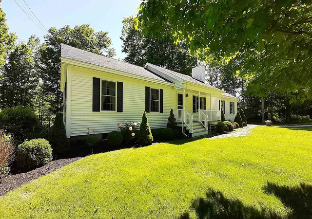 Photo 1 of Single family home for sale at 2563 Vt Rt 155, Mount Holly, VT 05758 | MLS# 5088432 | Listing updated on 2026-09-02