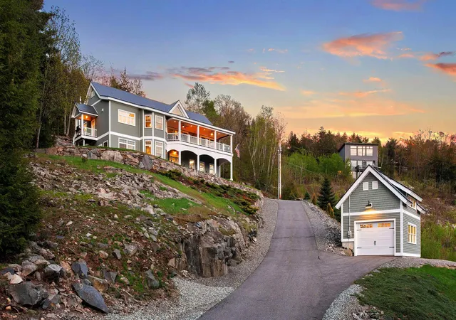 4th image of 194 Chestnut Dr, Gilford, NH 03249 | MLS# 5088434