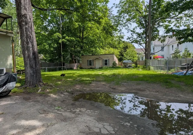 Homes for sale in Exeter, NH | 22 Pine St, Exeter, NH 03833 | MLS# 5088462