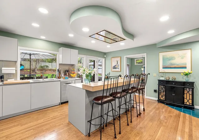 1st image of 57 Greenfield St, Manchester, NH 03104 | MLS# 5088468