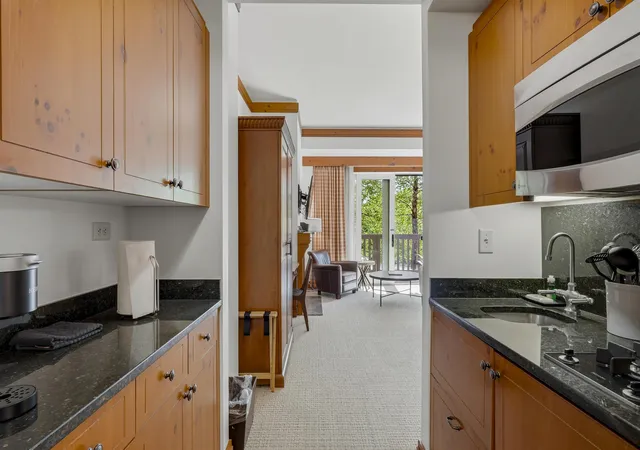 3rd image of 7412 Mountain Rd #1204, Stowe, VT 05672 | MLS# 5088500