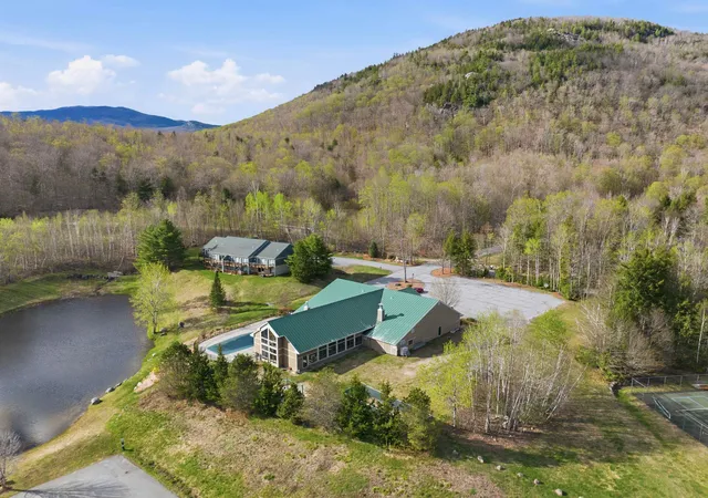 Homes for sale in Lincoln, NH | 112 Woodland Loop #A, Lincoln, NH 03251 | MLS# 5088526