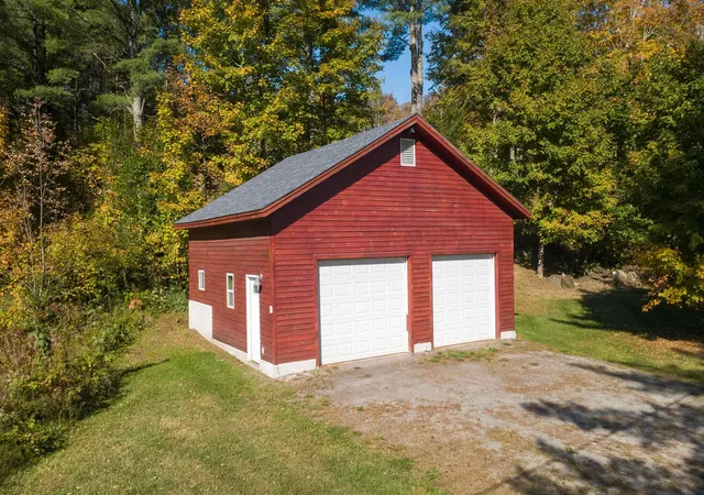 1st image of 3 Cross Rd, Cabot, VT 05647 | MLS# 5088573