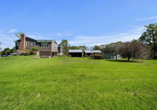 2nd image of 58 Willow Rd Rd, East Kingston, NH 03827 | MLS# 5088626