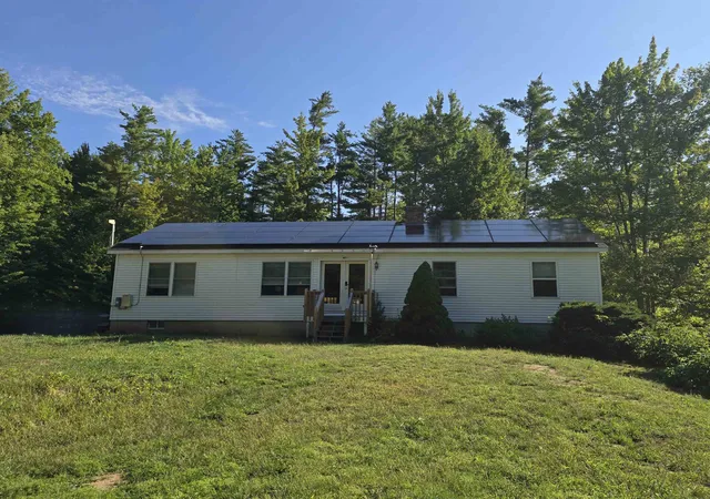 Photo 1 of Single family home for sale at 623 Stow Rd, Stow, ME 04037 | MLS# 5088627 | Listing updated on 2026-09-11