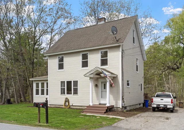 Photo 1 of Single family home for sale at 71 Linden St, Exeter, NH 03833 | MLS# 5088650 | Listing updated on 2026-06-17