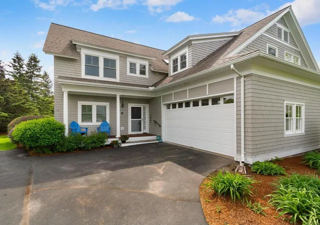 1st image of 226 Fairway Dr, South Burlington, VT 05403 | MLS# 5088651
