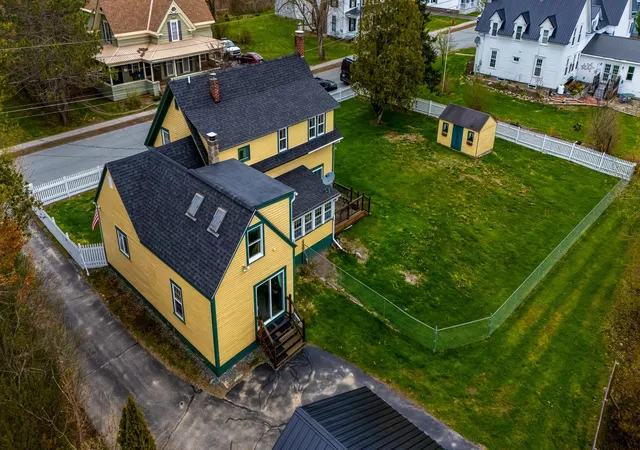 Photo 4 of Single family home for sale at 7 Pleasant St, Lancaster, NH 03584 | MLS# 5088717 | Listing updated on 2026-06-24