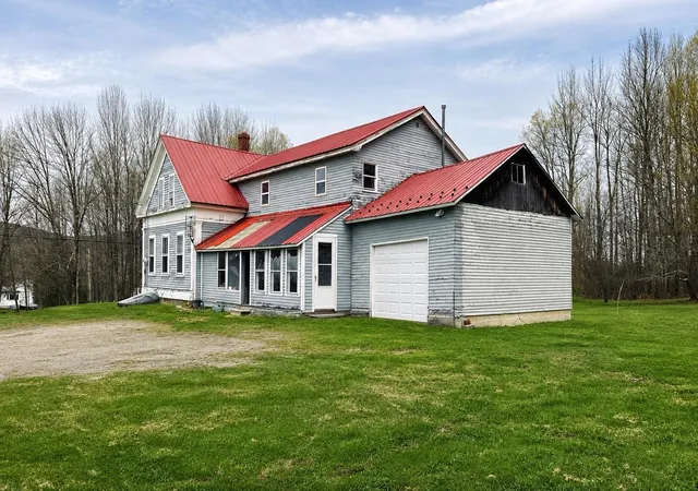 Homes for sale in Albany, VT | 15 Daniels W Rd, Albany, VT 05845 | MLS# 5088751