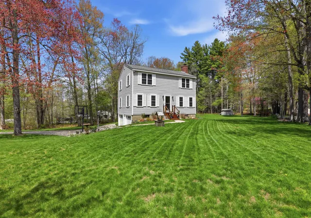 Homes for sale in Durham, NH | 2 Griffith Dr, Durham, NH 03824 | MLS# 5088803