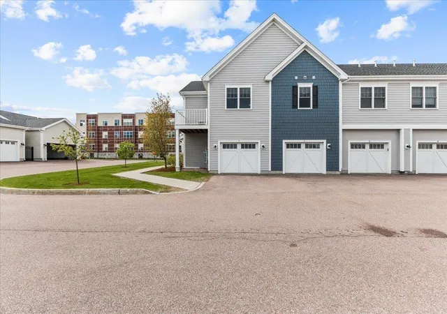 3rd image of 132 Stillwater Ln #7, Williston, VT 05495 | MLS# 5088808