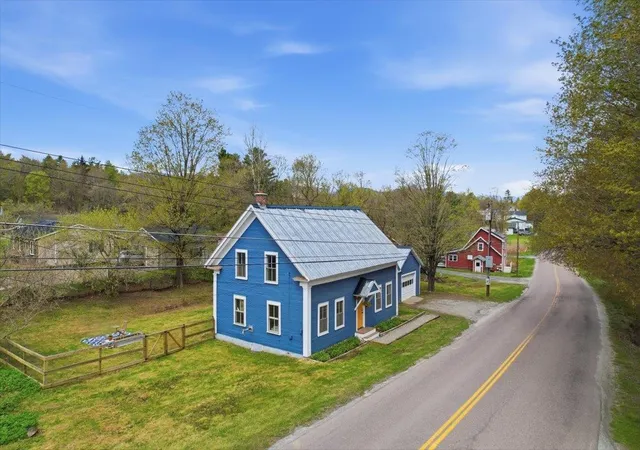 3rd image of 1859 Guptil Rd, Waterbury, VT 05677 | MLS# 5088845