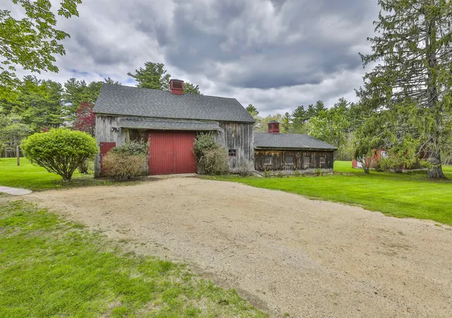Homes for sale in Derry, NH | 1 Featherbed Ln, Derry, NH 03038 | MLS# 5088865