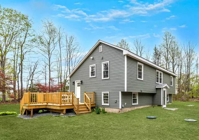 5th image of 11 Merrimac Rd, Newton, NH 03858 | MLS# 5088896