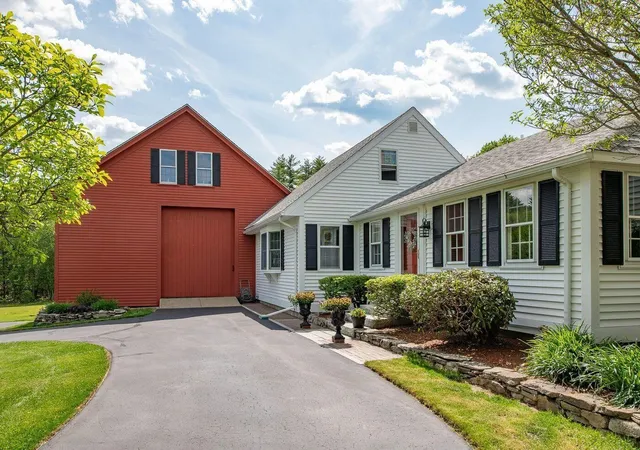 Homes for sale in Rochester, NH | 210 Ten Rod Rd, Rochester, NH 03867 | MLS# 5088914