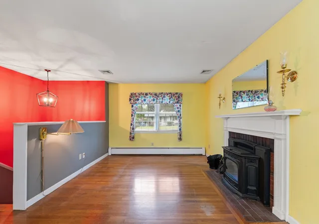 5th image of 191 Worfield Cir, Bristol, NH 03222 | MLS# 5088950
