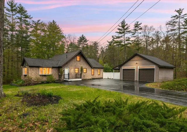 Homes for sale in Chester, NH | 149 Pheasant Run Dr, Chester, NH 03036 | MLS# 5089049