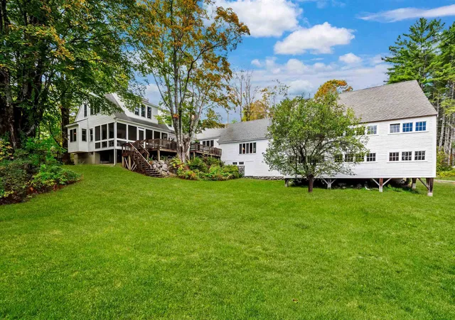 Homes for sale in New London, NH | 736 Pleasant St, New London, NH 03257 | MLS# 5089076