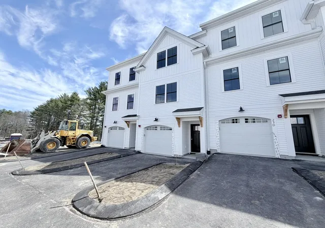 1st image of 30 C Birdie Grv #C, Rochester, NH 03839 | MLS# 5089082