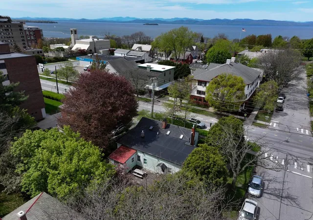 3rd image of 30-32 North Champlain St, Burlington, VT 05401 | MLS# 5089155