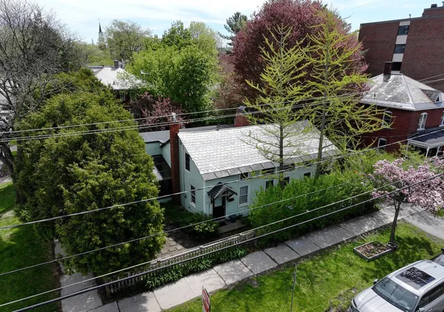 51st image of 30 32 North Champlain St, Burlington, VT 05401 | MLS# 5089155