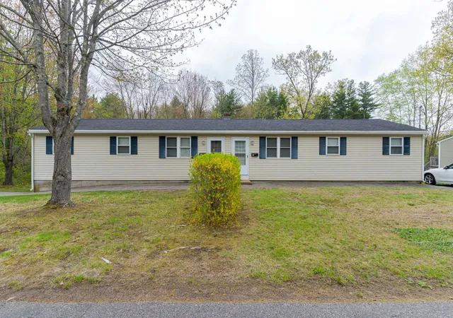 3rd image of 8 Patricia St, Somersworth, NH 03878 | MLS# 5089200