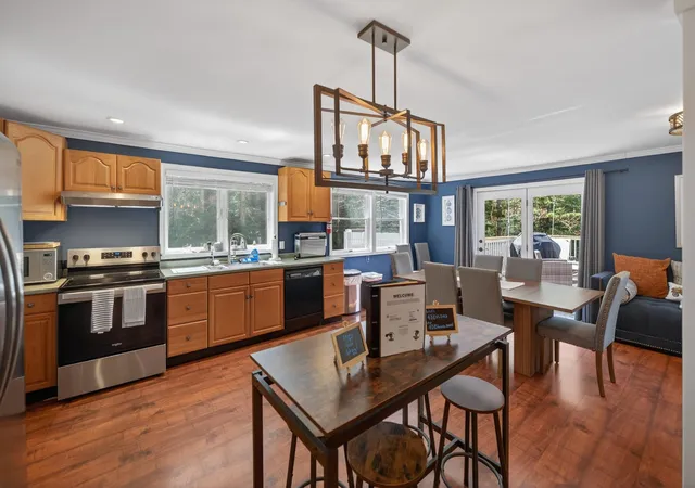 Photo 3 of Single family home for sale at 43 Edwards Village Loop, West Dover, VT 05356 | MLS# 5089276 | Listing updated on 2026-07-21