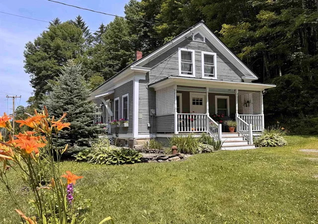 Photo 2 of Single family home for sale at 2949 Waterbury Rd, Stowe, VT 05672 | MLS# 5089289 | Listing updated on 2026-07-24