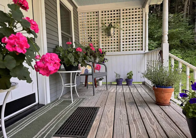 Photo 3 of Single family home for sale at 2949 Waterbury Rd, Stowe, VT 05672 | MLS# 5089289 | Listing updated on 2026-07-24