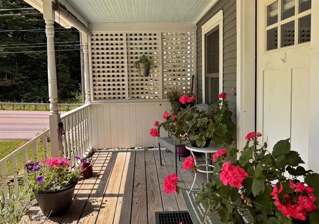 Photo 4 of Single family home for sale at 2949 Waterbury Rd, Stowe, VT 05672 | MLS# 5089289 | Listing updated on 2026-07-24