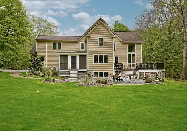 Homes for sale in Newfields, NH | 38 Bassett Ln, Newfields, NH 03856 | MLS# 5089300