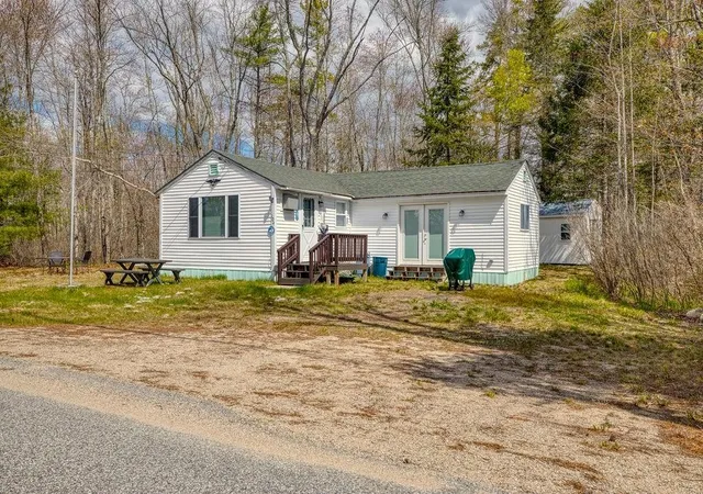 Photo 4 of Single family home for sale at 104 Bailey Rd, Effingham, NH 03882 | MLS# 5089306 | Listing updated on 2026-08-04