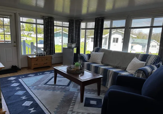 5th image of 2 Perch Cir, South Hero, VT 05486 | MLS# 5089347