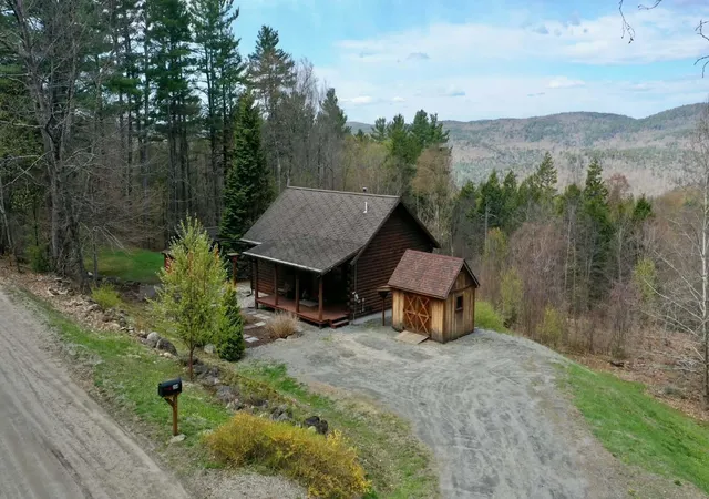 Homes for sale in Townshend, VT | 214 Pine Acres Rd, Townshend, VT 05353 | MLS# 5089390