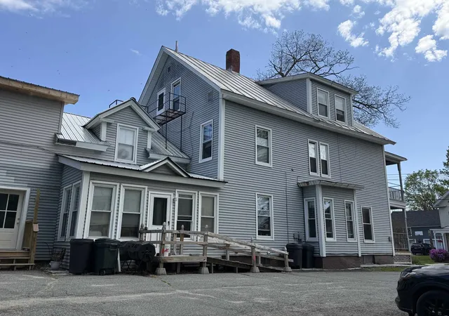 4th image of 373 Spring St, Saint Johnsbury, VT 05819 | MLS# 5089408