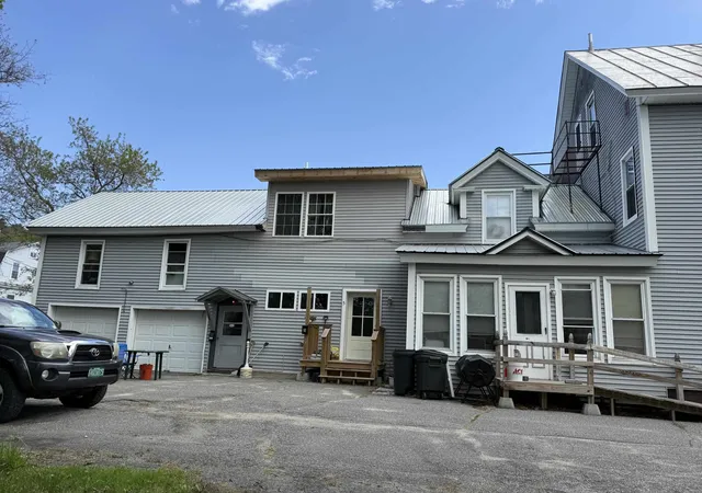 5th image of 373 Spring St, Saint Johnsbury, VT 05819 | MLS# 5089408